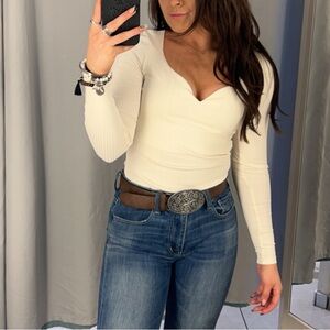 White Long Sleeve Sweetheart Neck Top